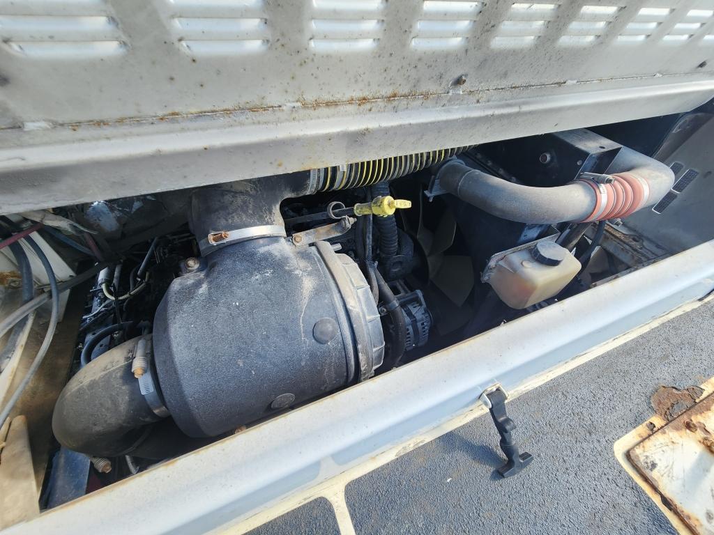 2004 Ottawa Commando 50 Spotter Truck