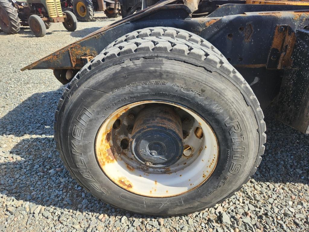 2004 Ottawa Commando 50 Spotter Truck