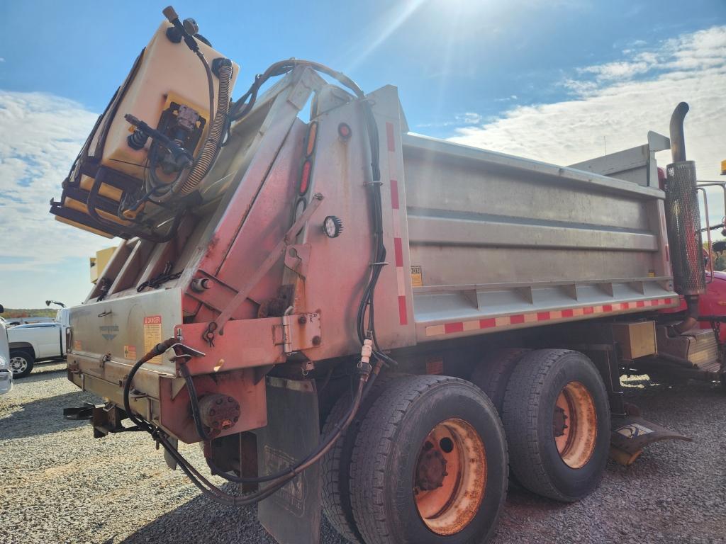 2012 Peterbilt Tandem Axle Dump Patrol Truck