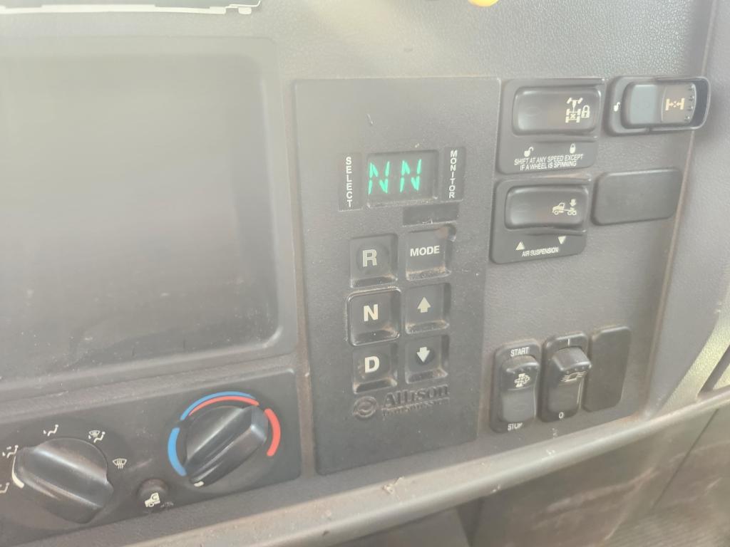 2012 Peterbilt Tandem Axle Dump Patrol Truck