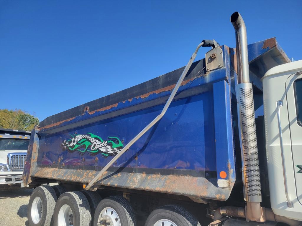 2016 Mack Quad Axle Dump Truck