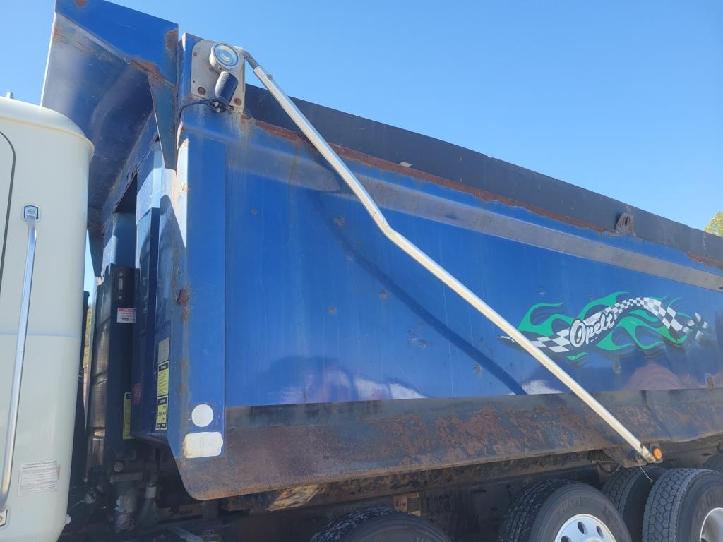 2016 Mack Quad Axle Dump Truck