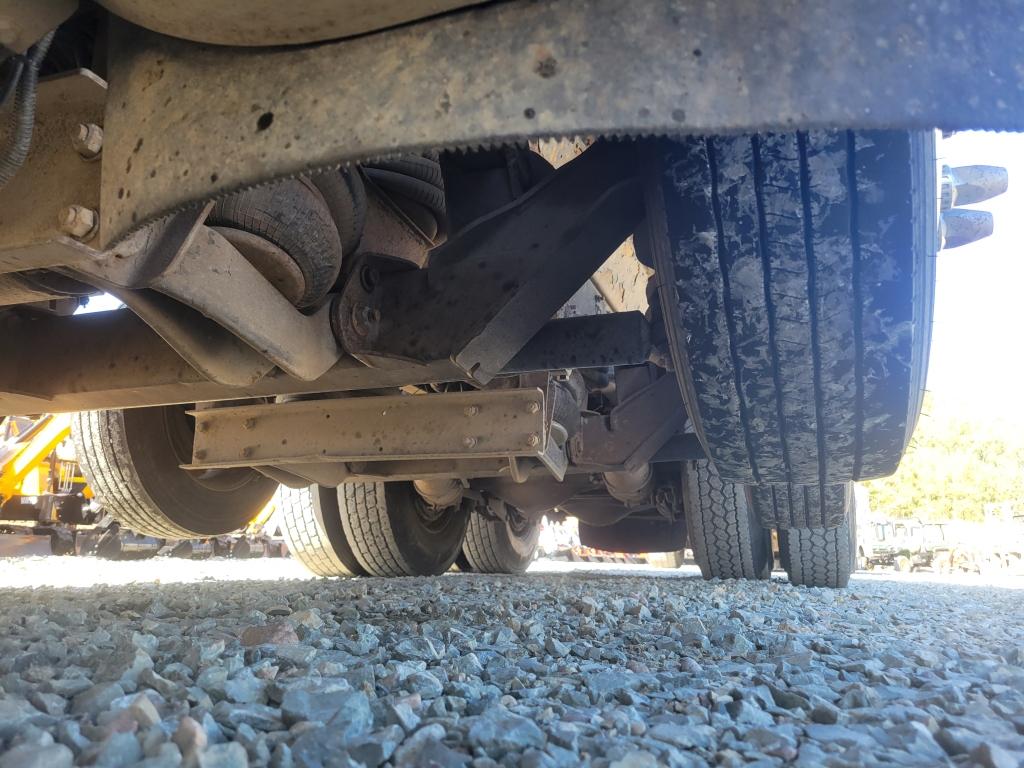 2016 Mack Quad Axle Dump Truck