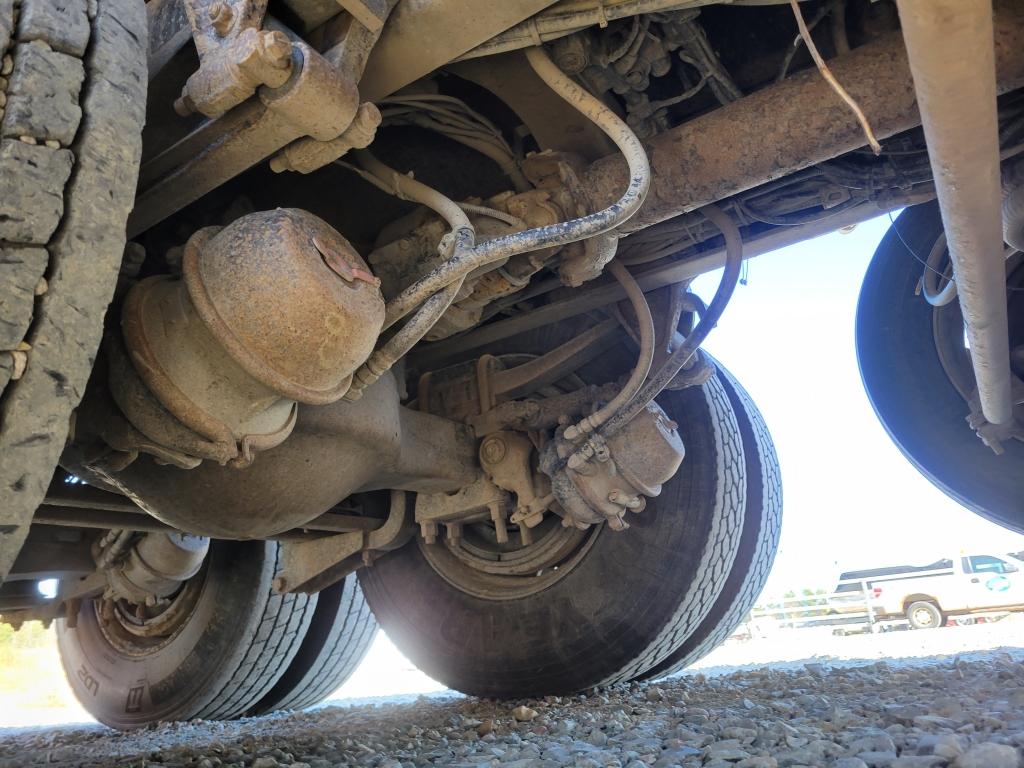 2016 Mack Quad Axle Dump Truck
