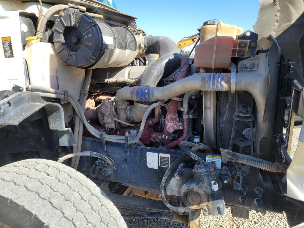2016 Mack Quad Axle Dump Truck