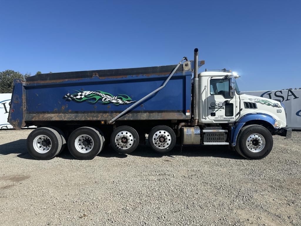 2016 Mack Quad Axle Dump Truck