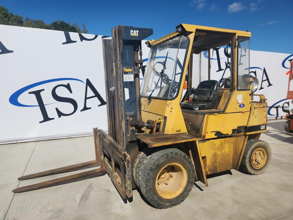 Caterpillar V80f Forklift