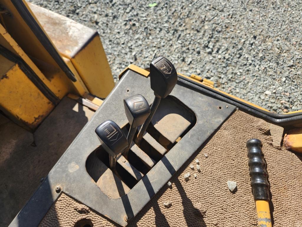 Caterpillar V80f Forklift