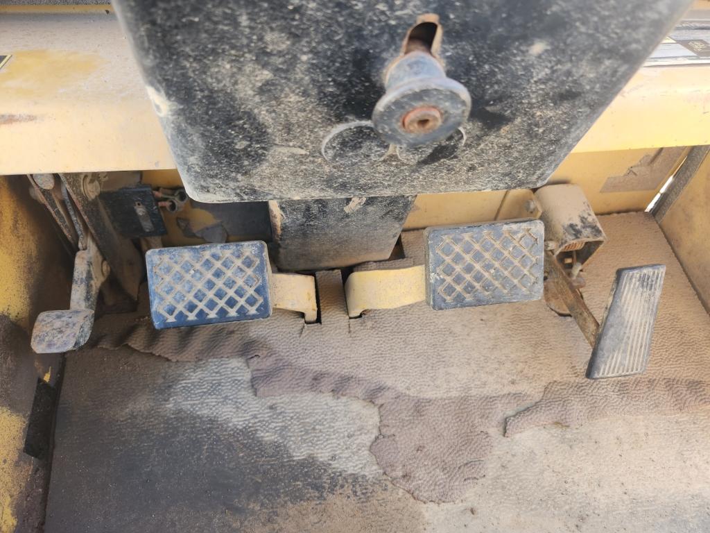 Caterpillar V80f Forklift