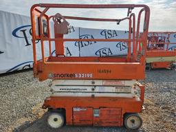 2016 Snorkel S3219e Scissor Lift