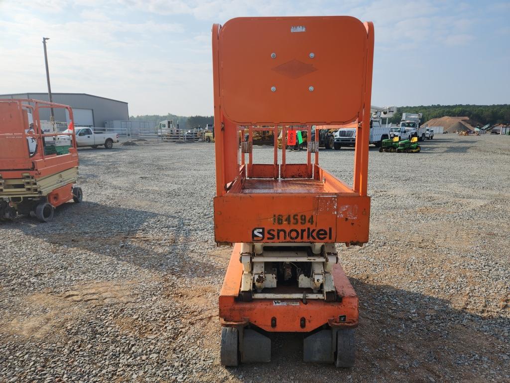 2016 Snorkel S3219e Scissor Lift