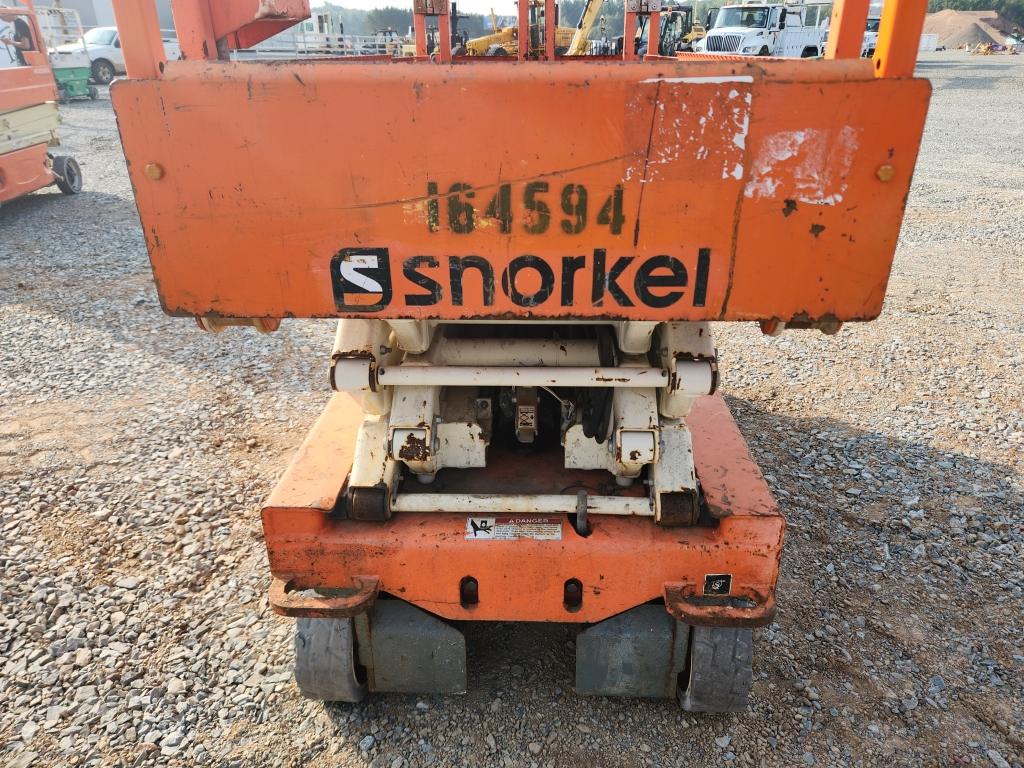 2016 Snorkel S3219e Scissor Lift