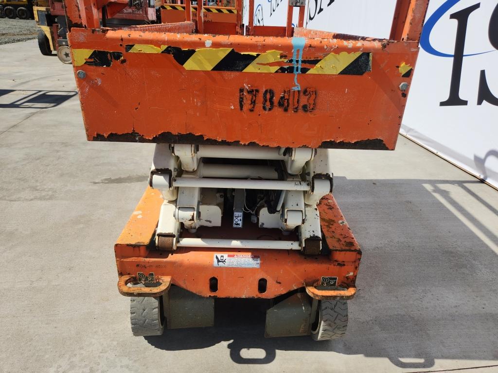 2016 Snorkel S3219e Scissor Lift