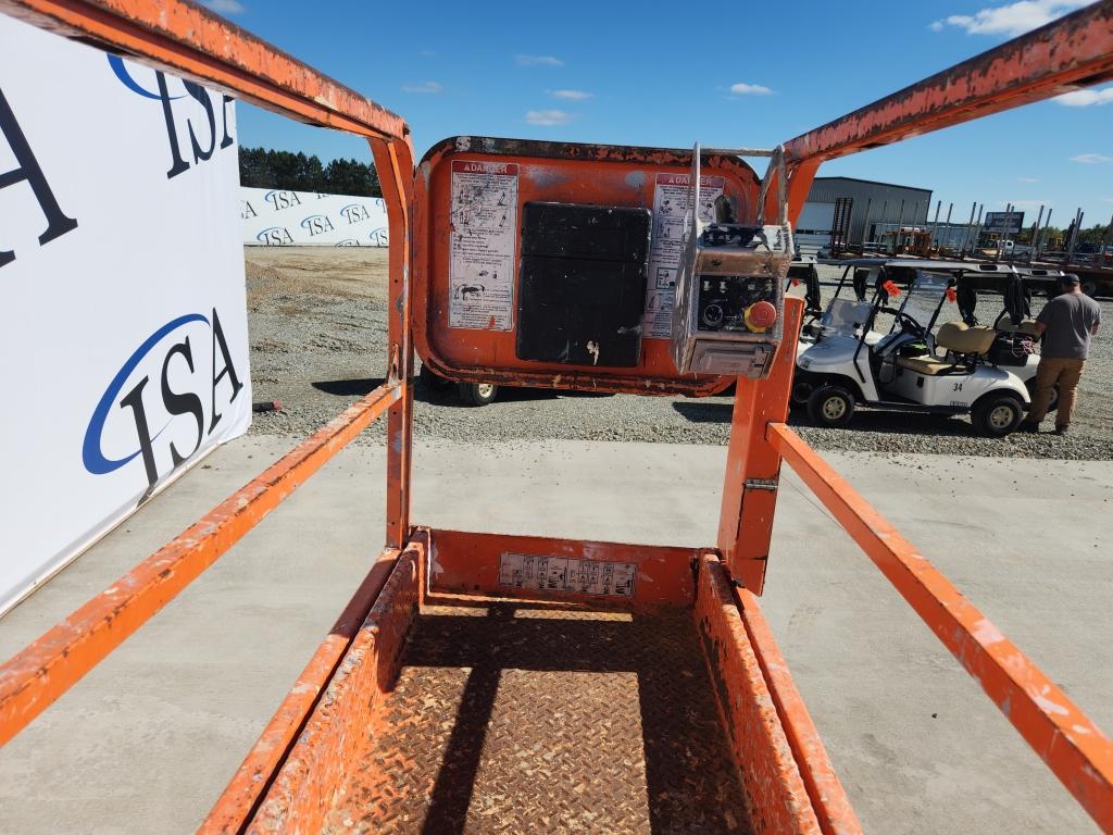 2016 Snorkel S3219e Scissor Lift