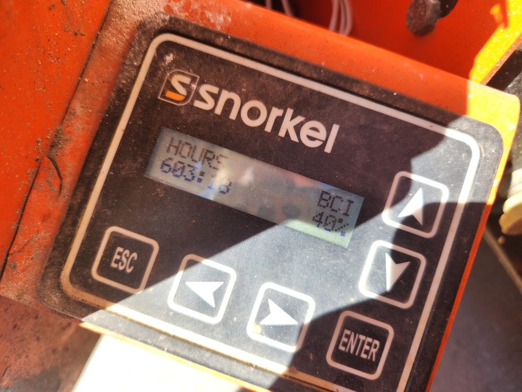 2016 Snorkel S3219e Scissor Lift
