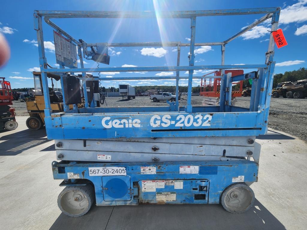 2013 Genie Gs-2032 Scissors Lift