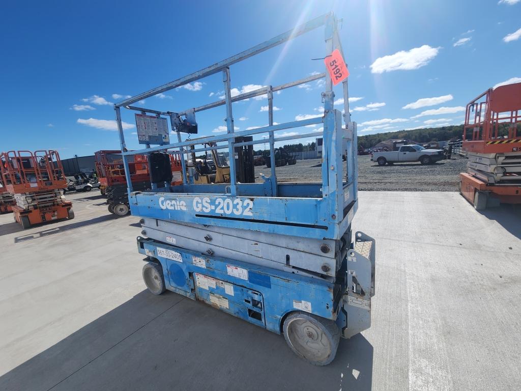 2013 Genie Gs-2032 Scissors Lift