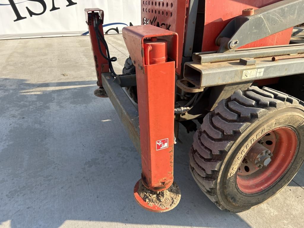 2012 Skyjack 7127rt Scissor Lift