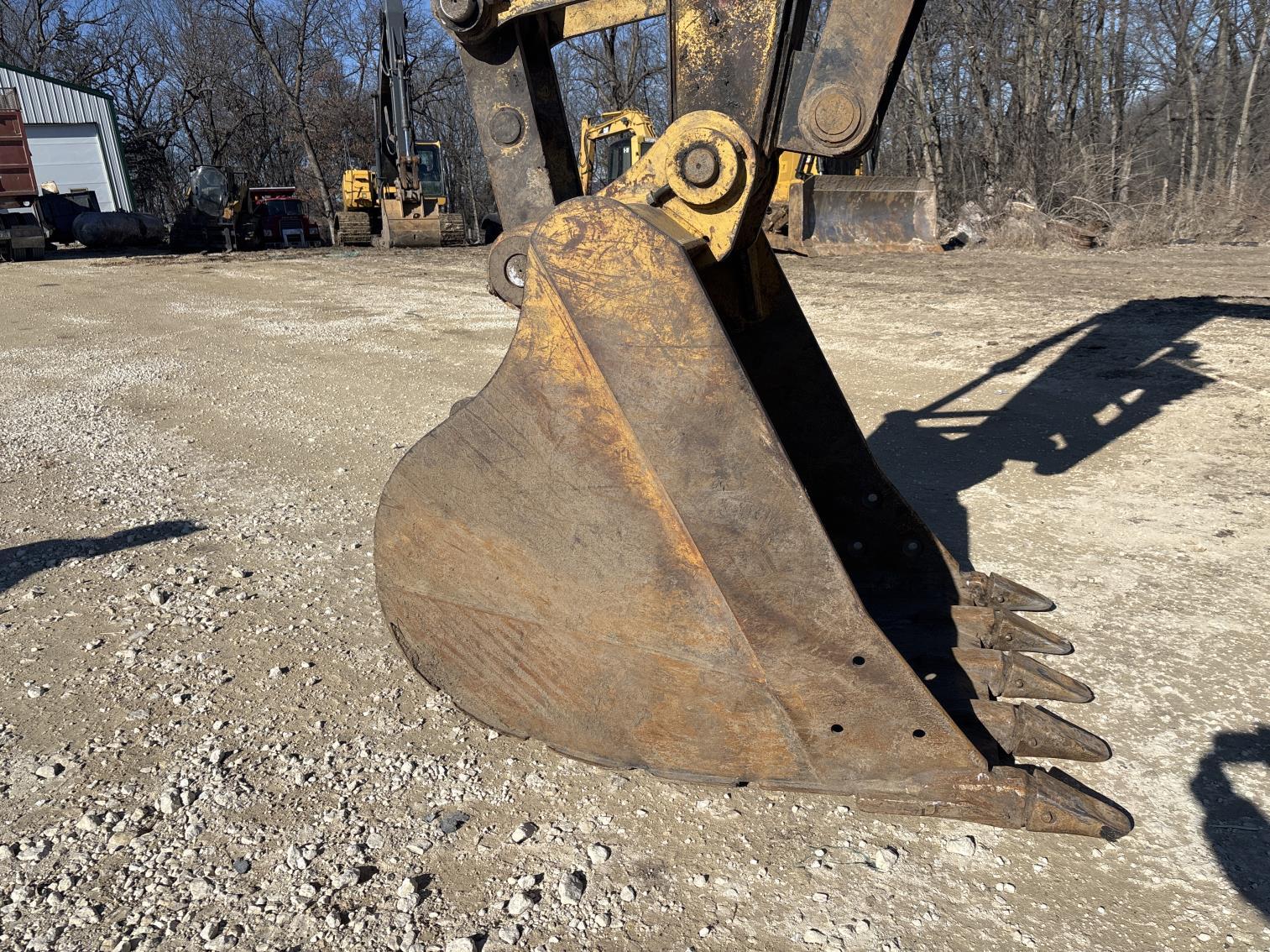 Caterpillar 320 L Excavator