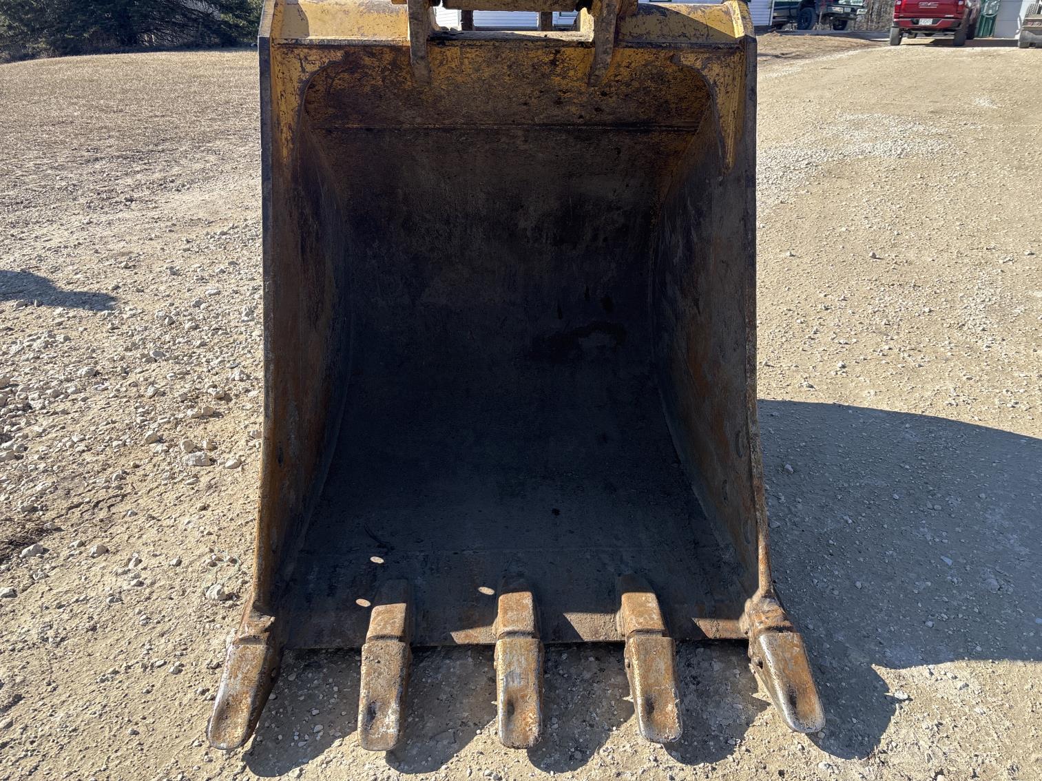 Caterpillar 320 L Excavator