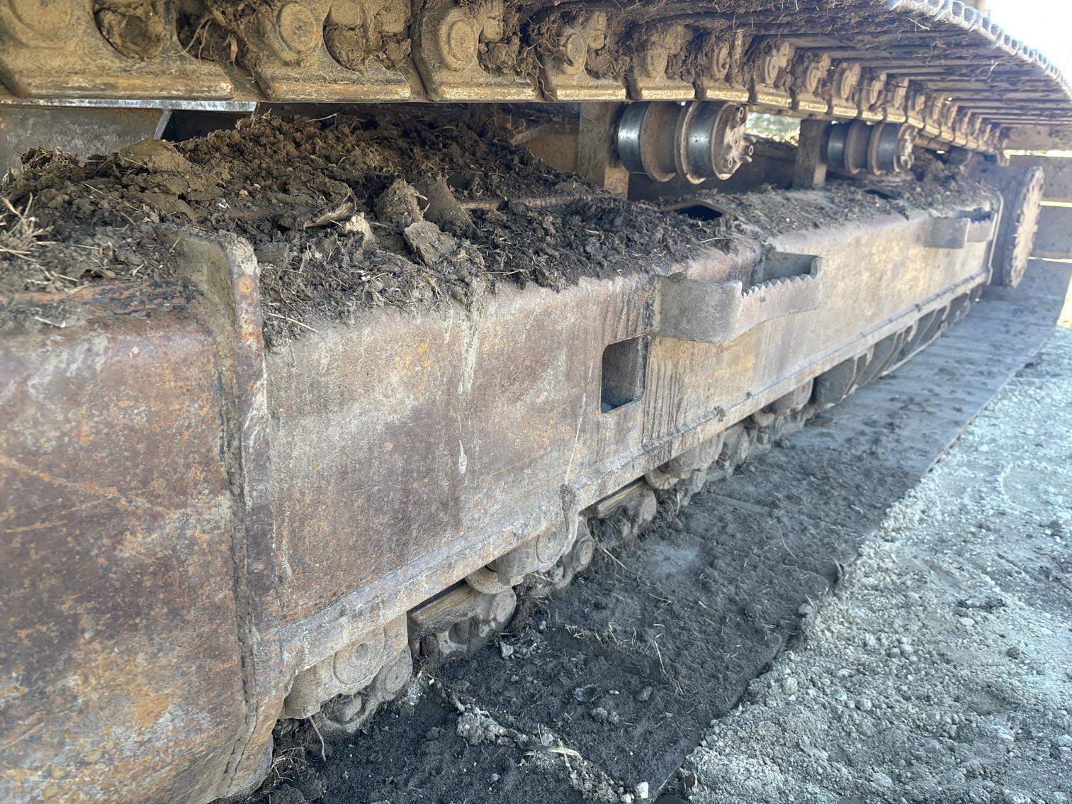 Caterpillar 320 L Excavator