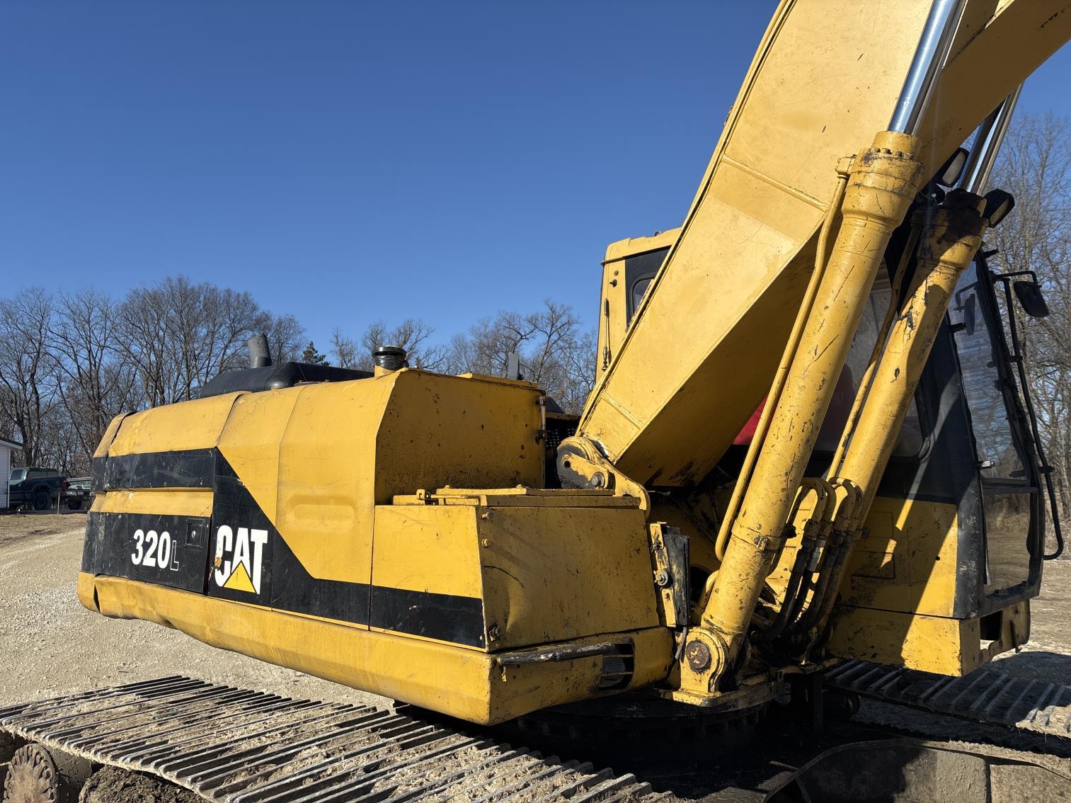 Caterpillar 320 L Excavator