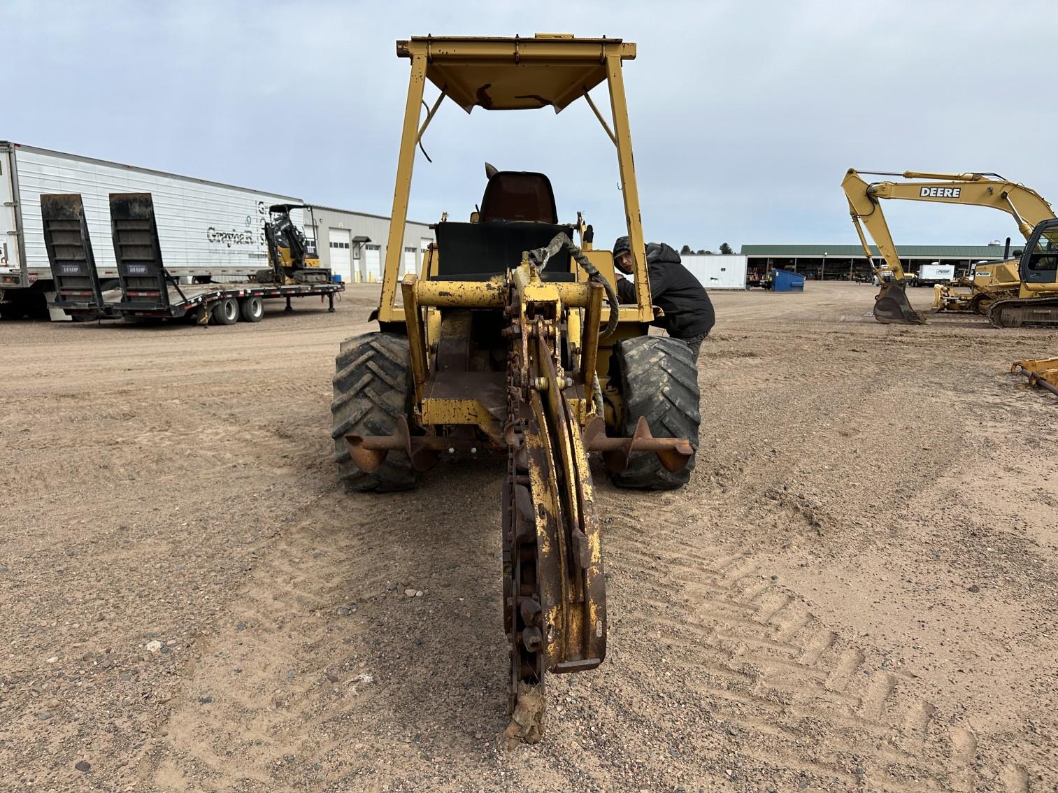 Vermeer V8050 Trencher