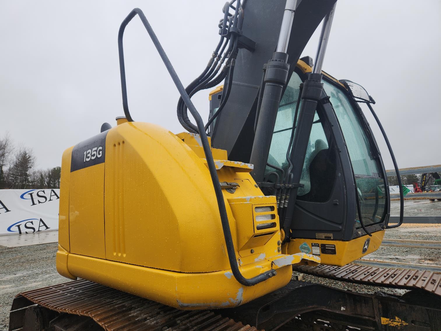 Deere 135 G Excavator