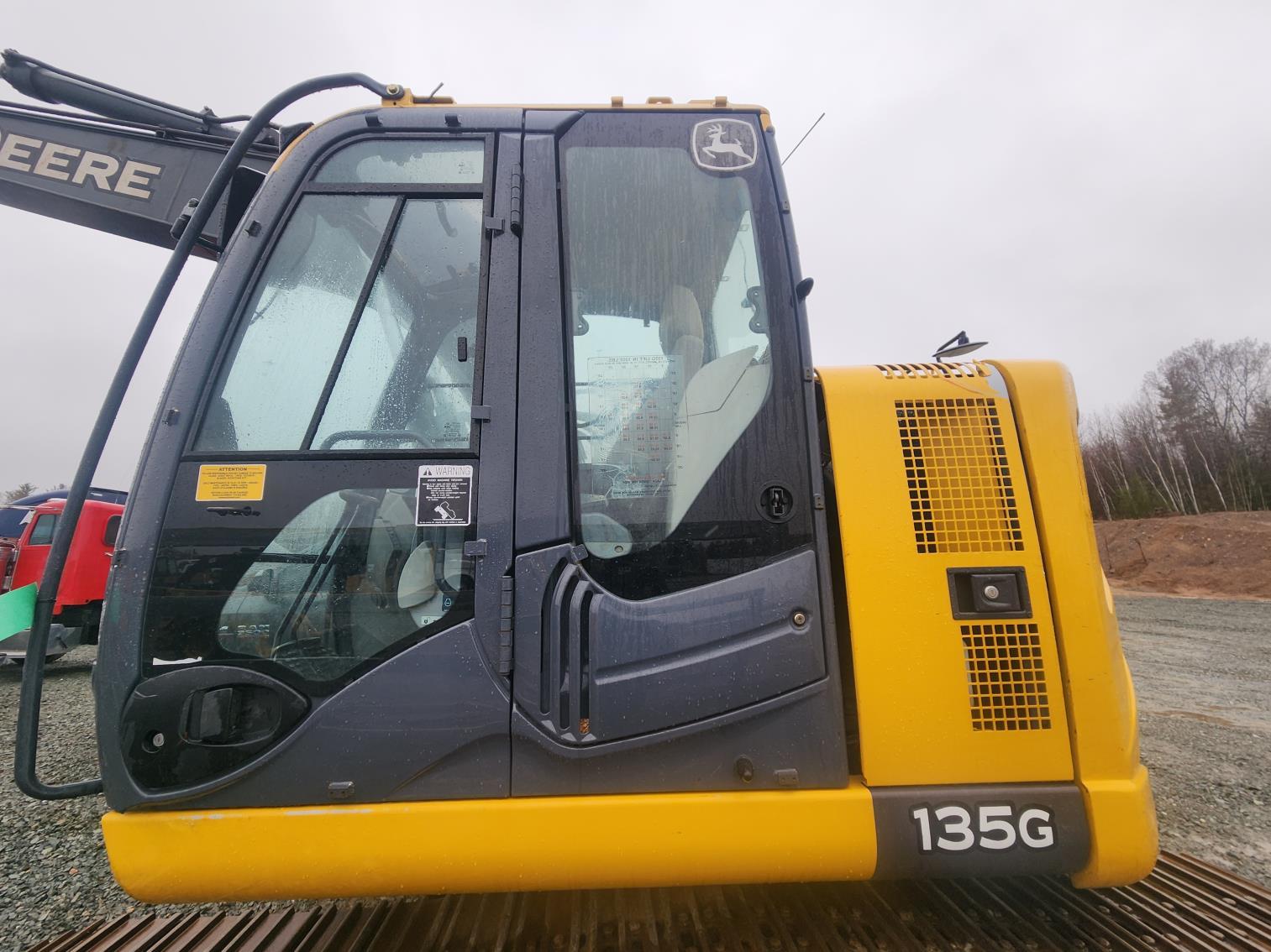 Deere 135 G Excavator