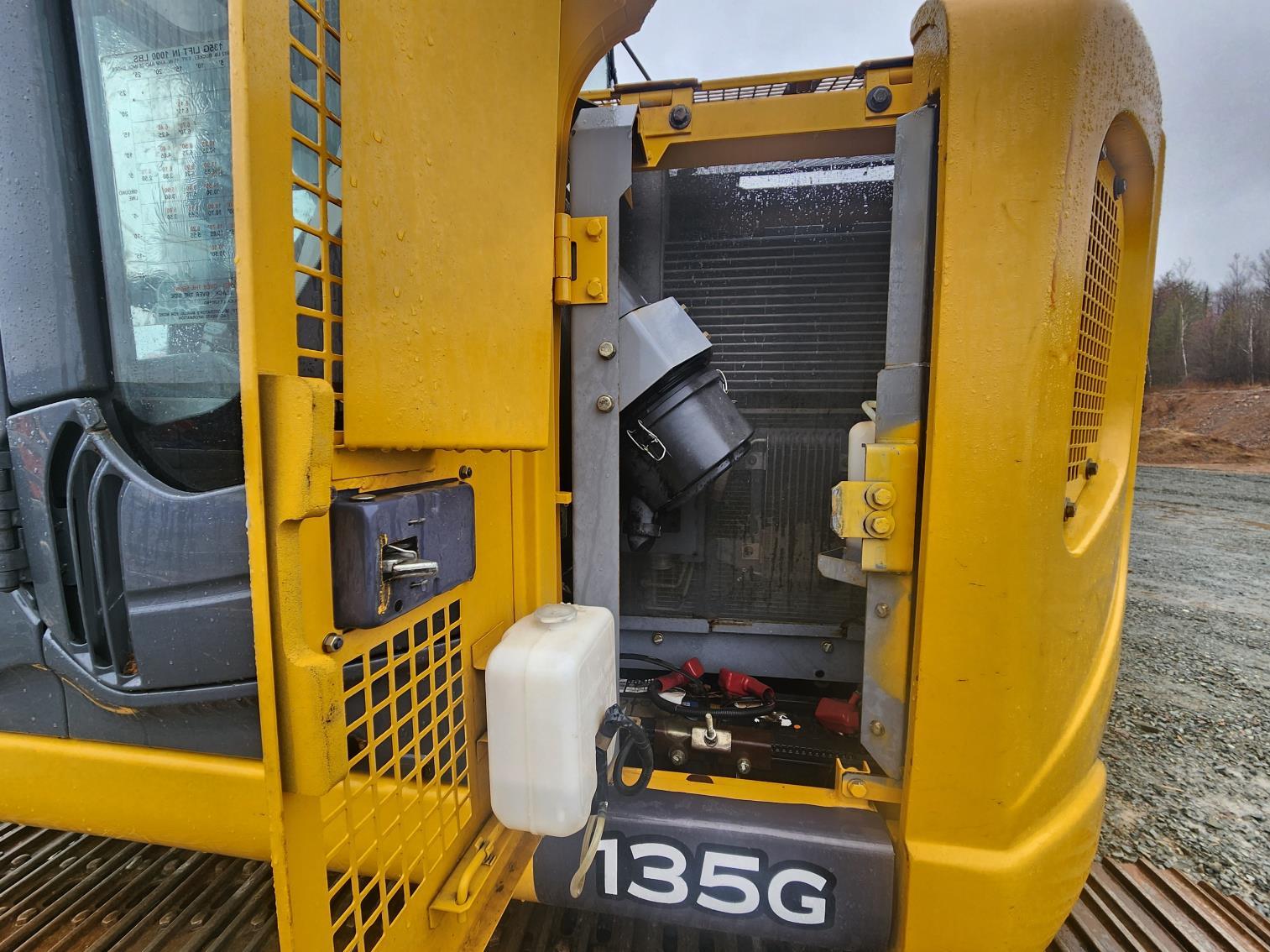 Deere 135 G Excavator