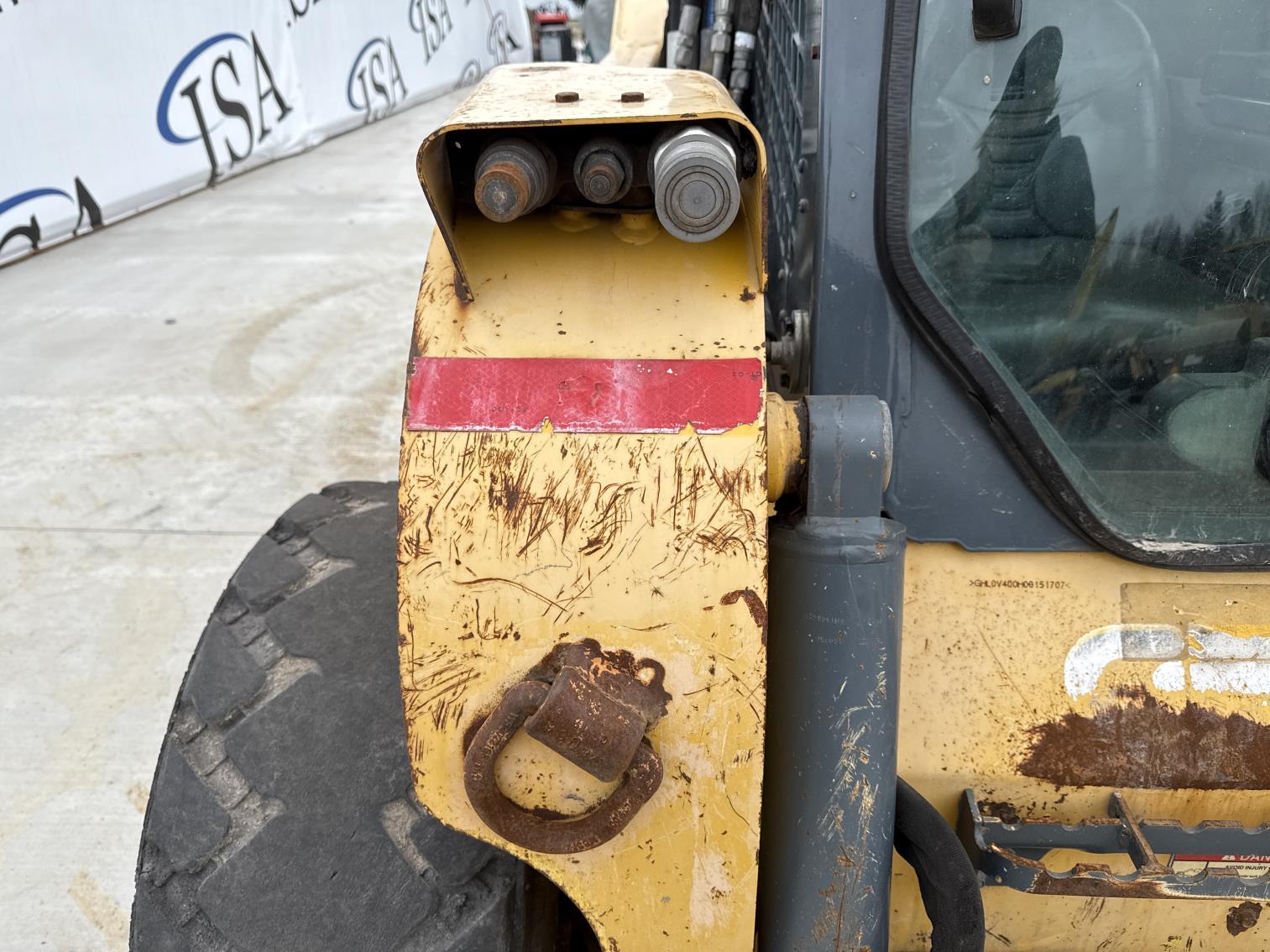 2014 Gehl V400 Wheeled Skid Steer