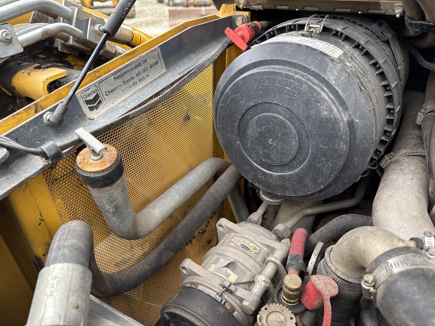 2014 Gehl V400 Wheeled Skid Steer