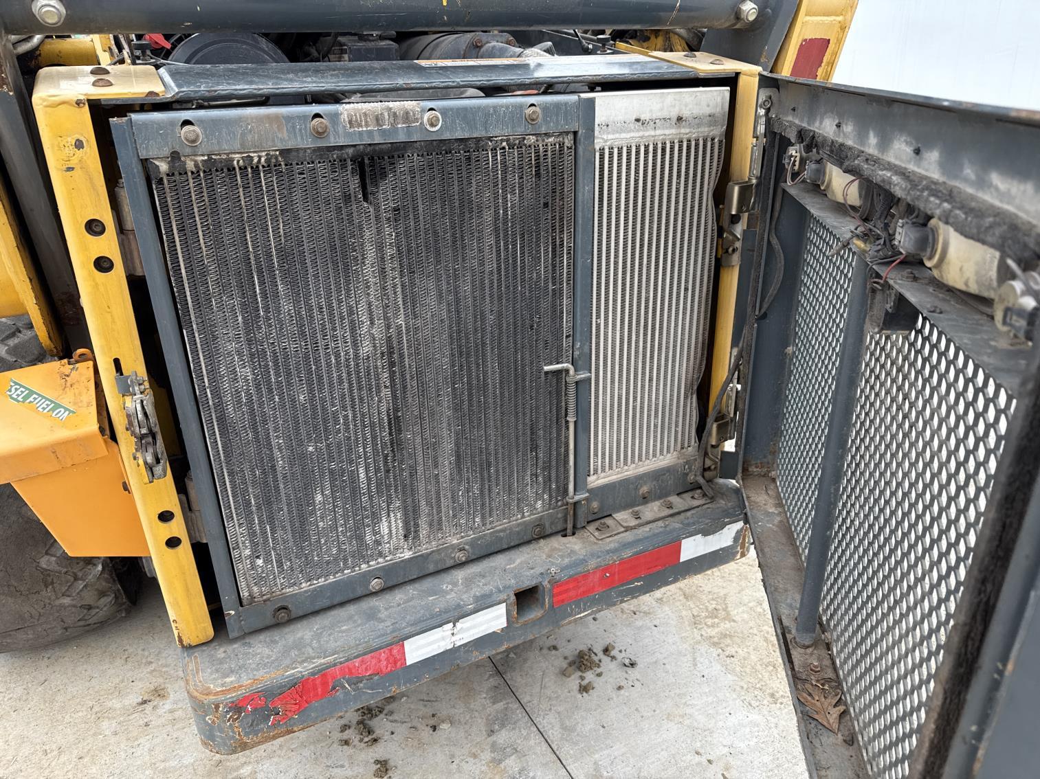 2014 Gehl V400 Wheeled Skid Steer