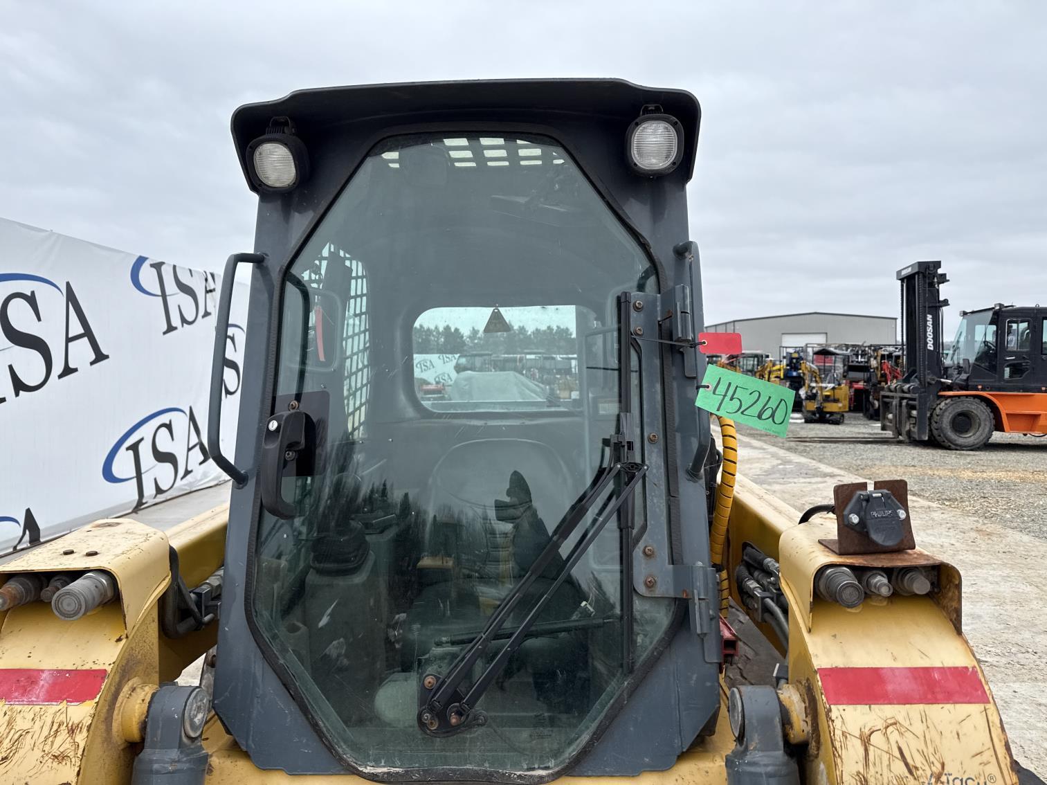 2014 Gehl V400 Wheeled Skid Steer