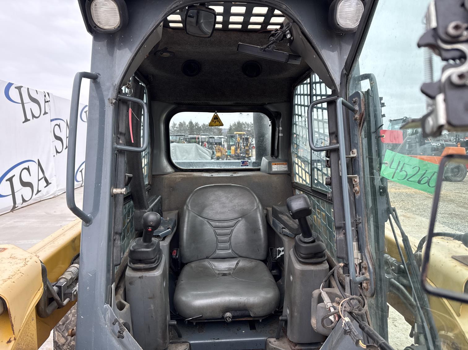 2014 Gehl V400 Wheeled Skid Steer