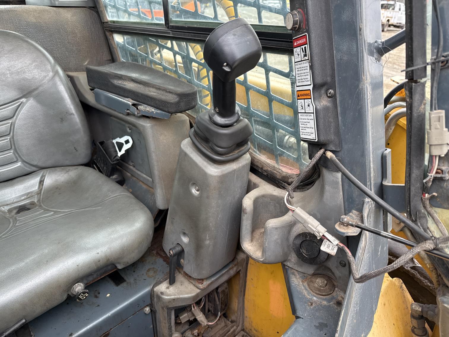 2014 Gehl V400 Wheeled Skid Steer