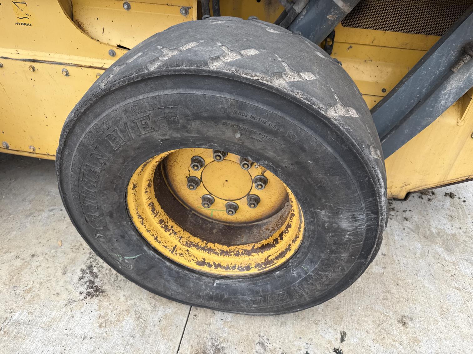2014 Gehl V400 Wheeled Skid Steer