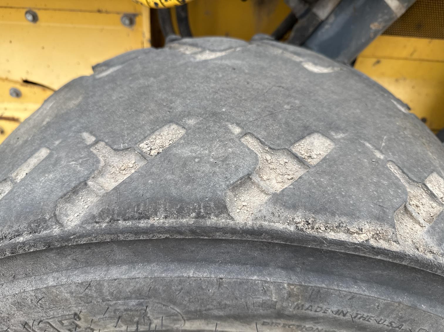 2014 Gehl V400 Wheeled Skid Steer