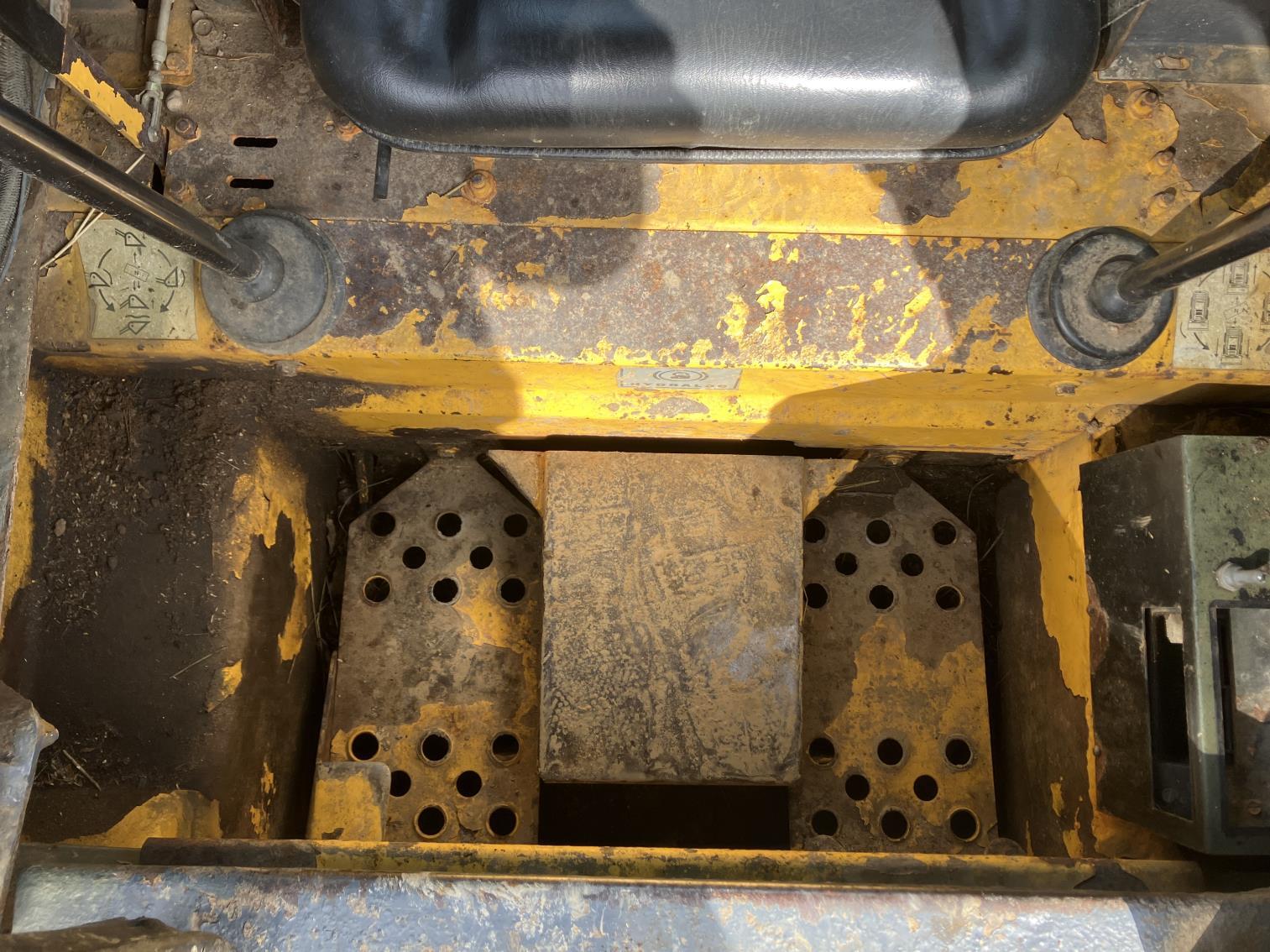 Gehl 6635 Series Ii Dxt Wheeled Skid Steer