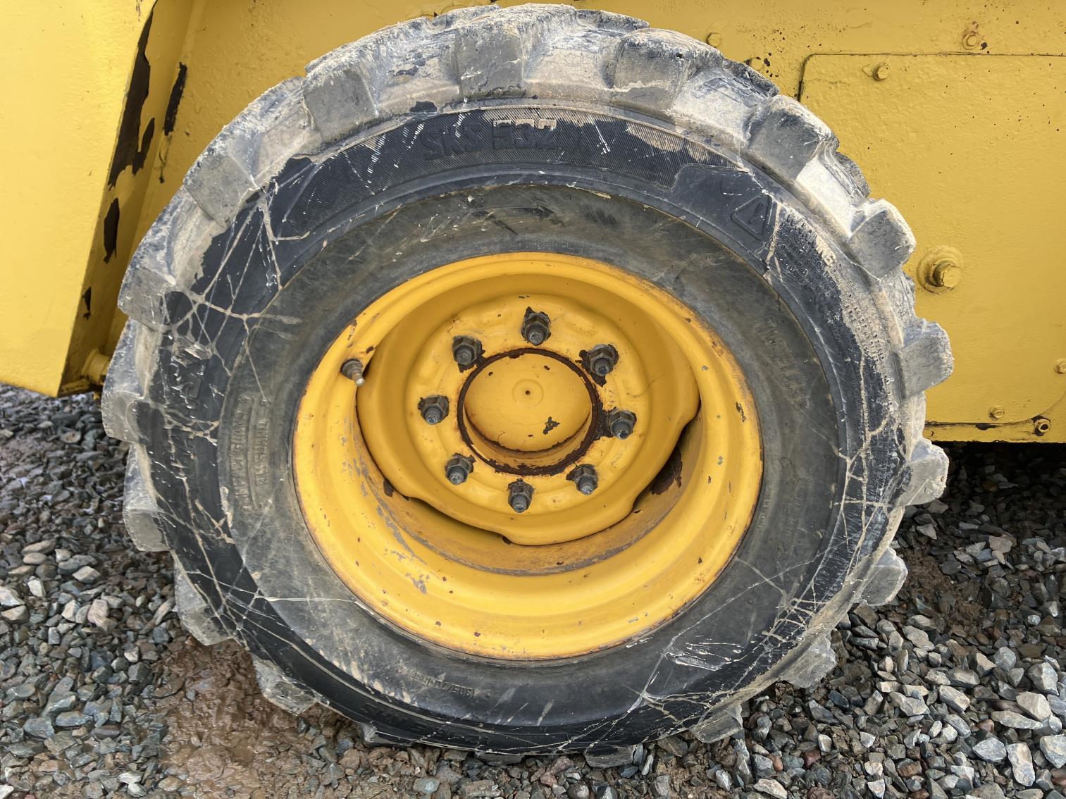 Gehl 6635 Series Ii Dxt Wheeled Skid Steer
