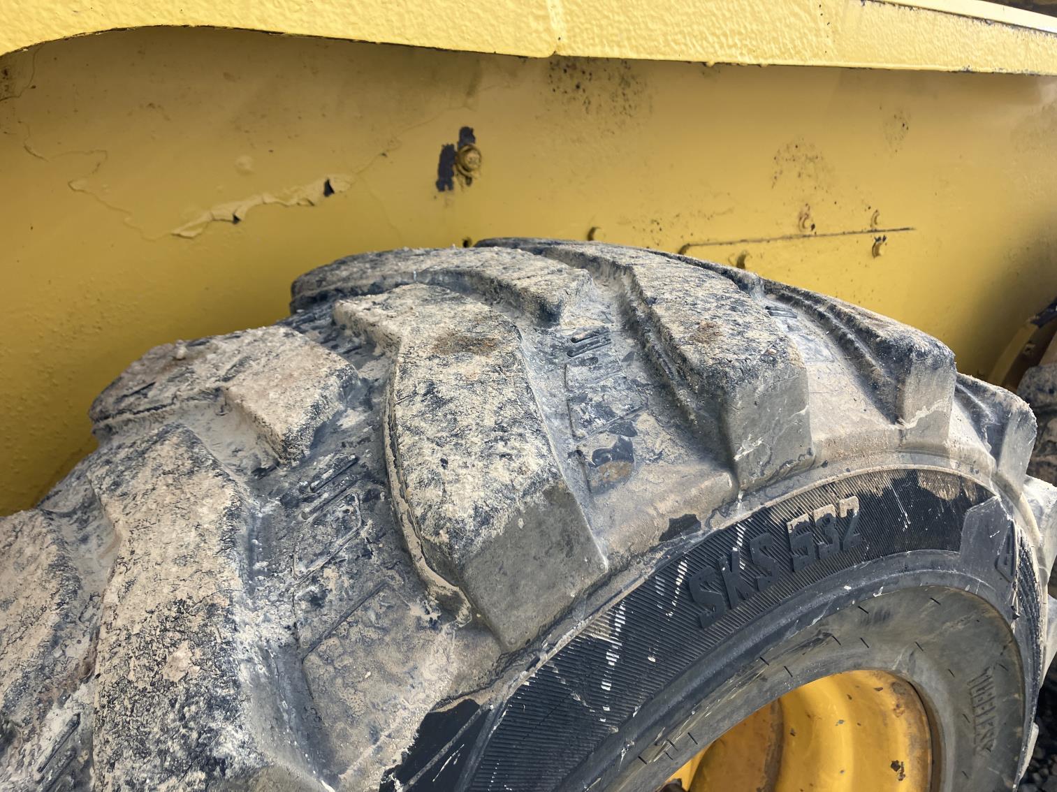 Gehl 6635 Series Ii Dxt Wheeled Skid Steer