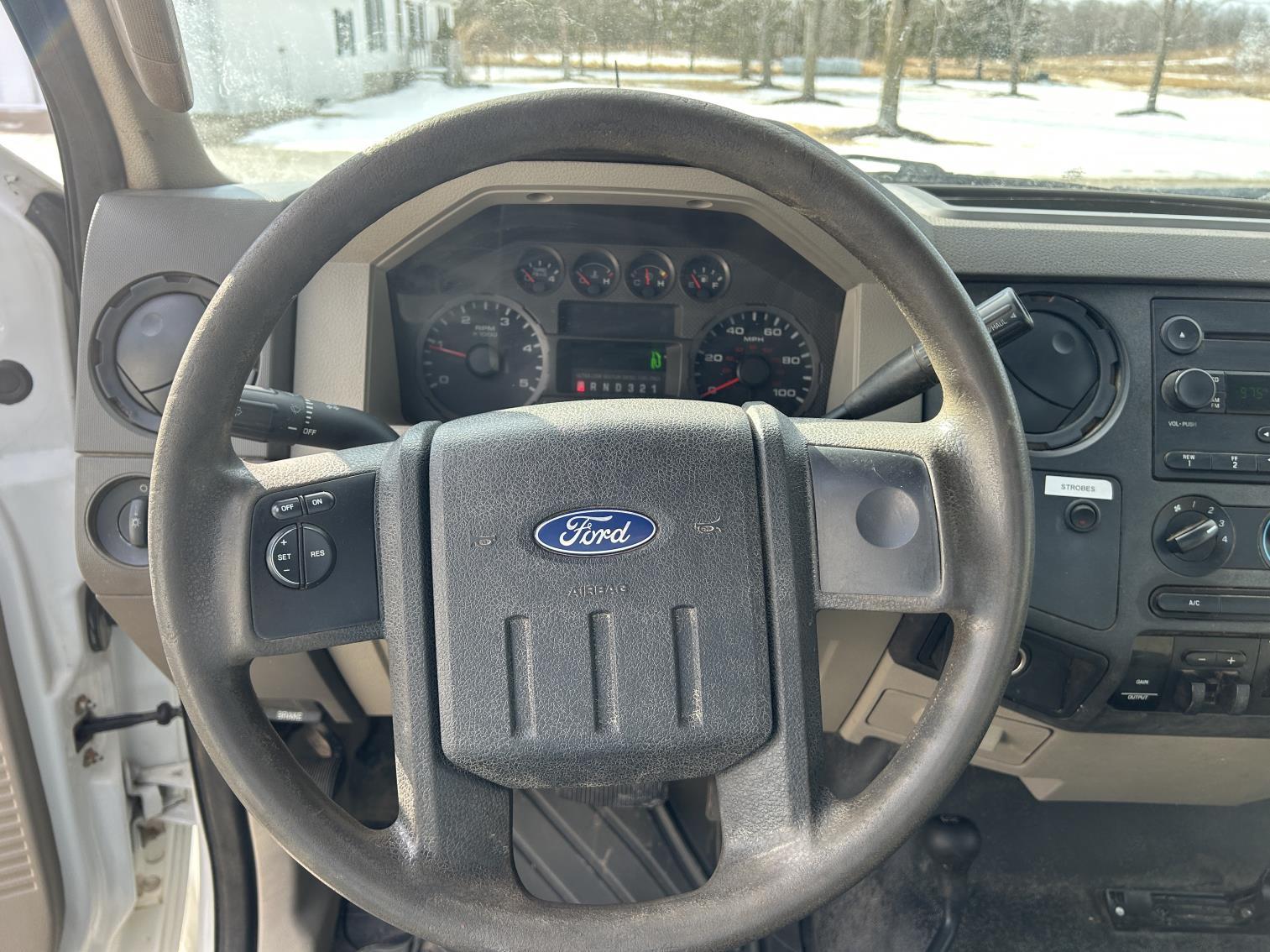 2008 Ford F-350 Super Duty Xl 4x4 Flatbed Pick Up