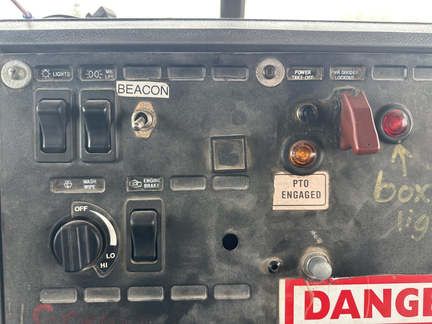 1994 Mack Cl713 Quad Axle Dump Truck