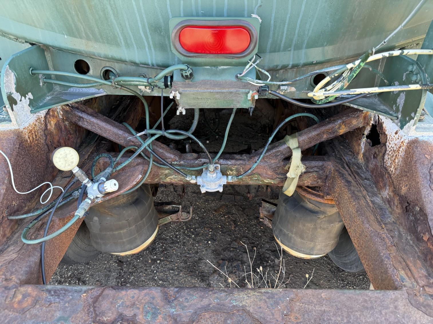 2000 Heil Tanker Trailer