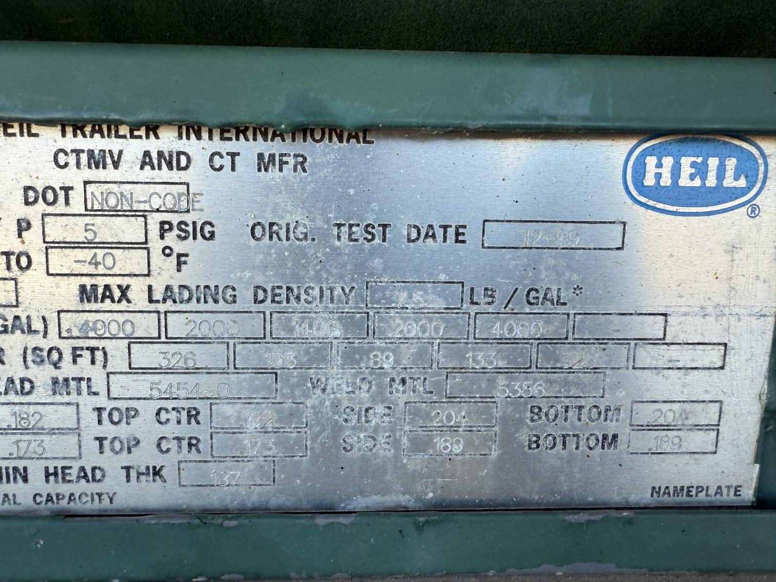 2000 Heil Tanker Trailer