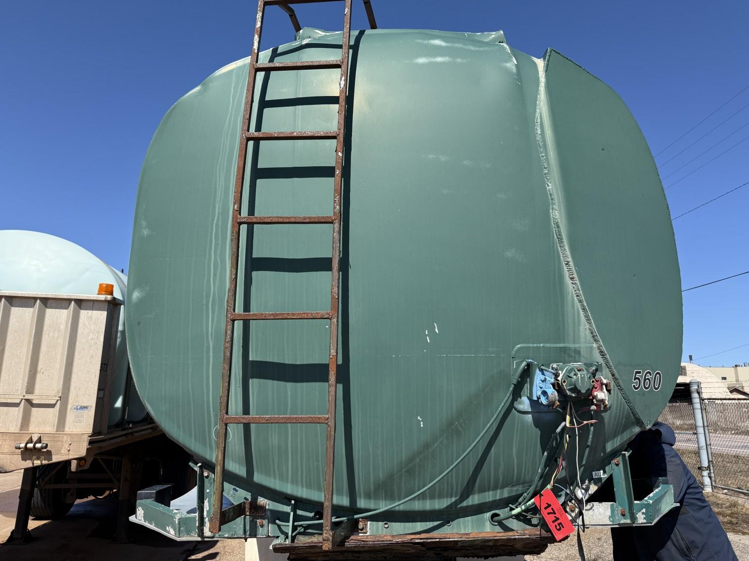 2000 Heil Tanker Trailer
