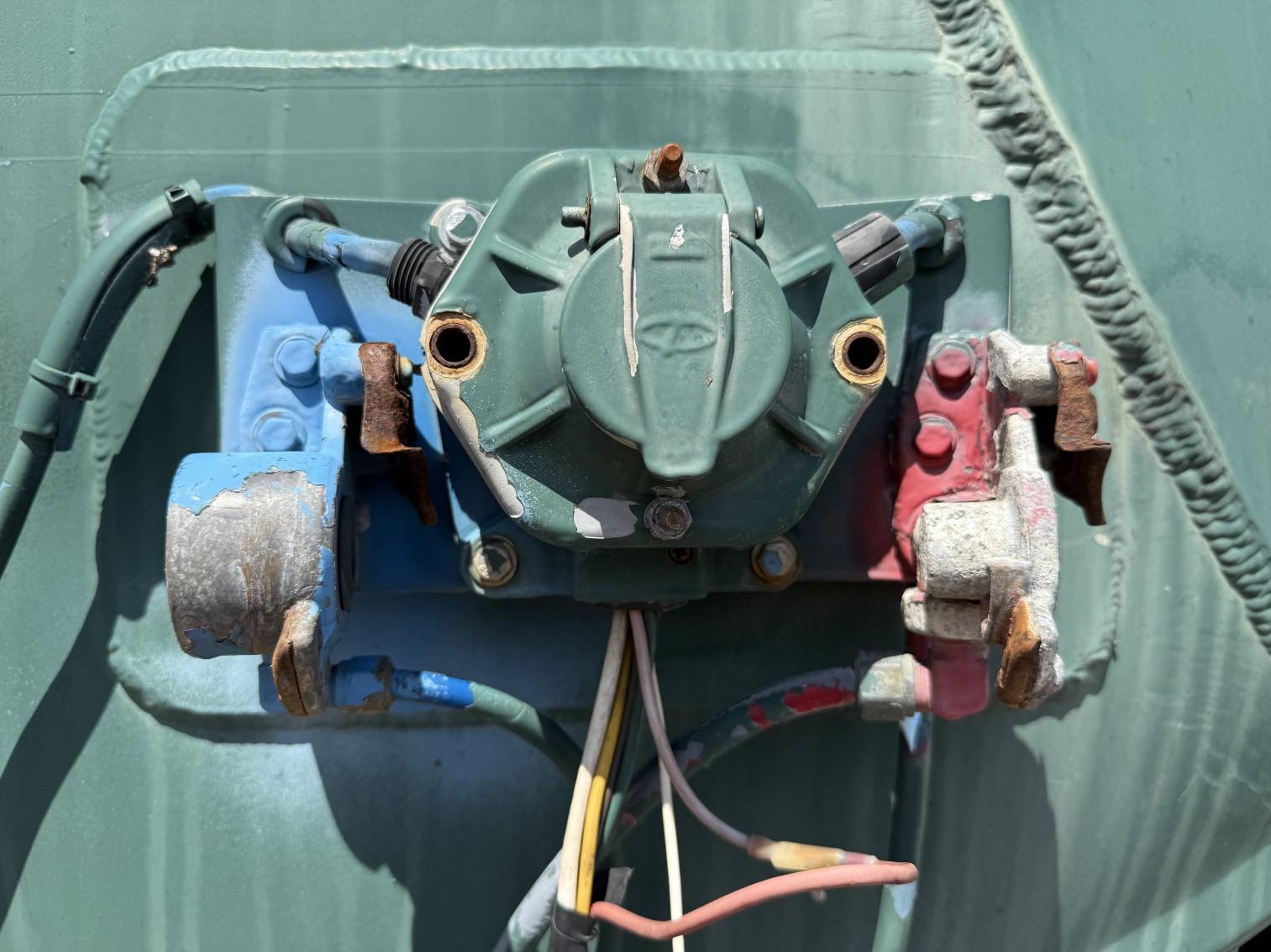 2000 Heil Tanker Trailer