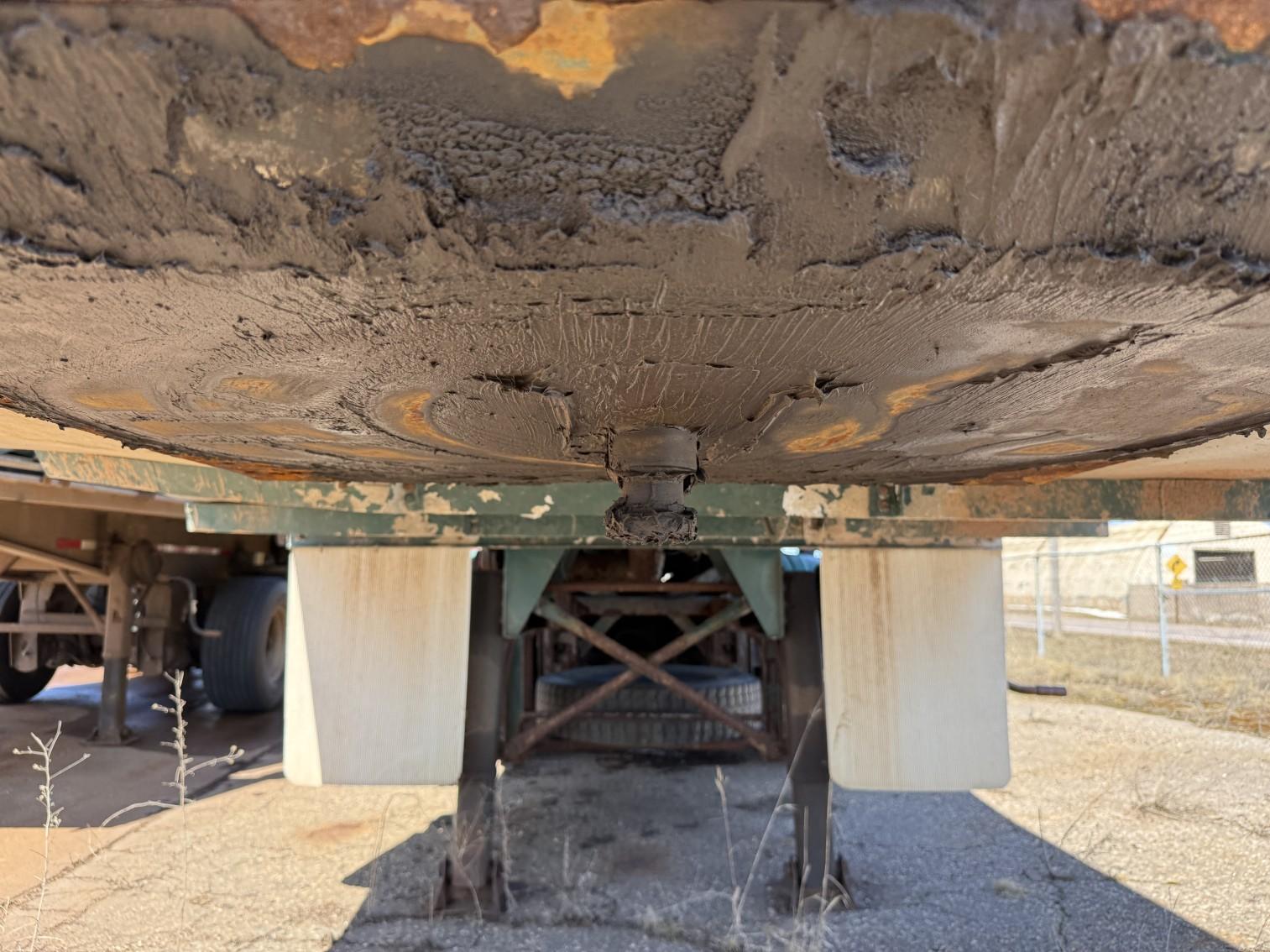 2000 Heil Tanker Trailer
