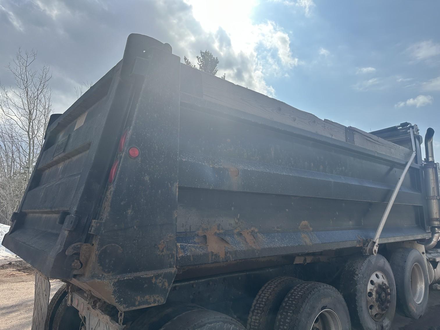 1998 Mack Cl713 Quad Axle Dump Truck