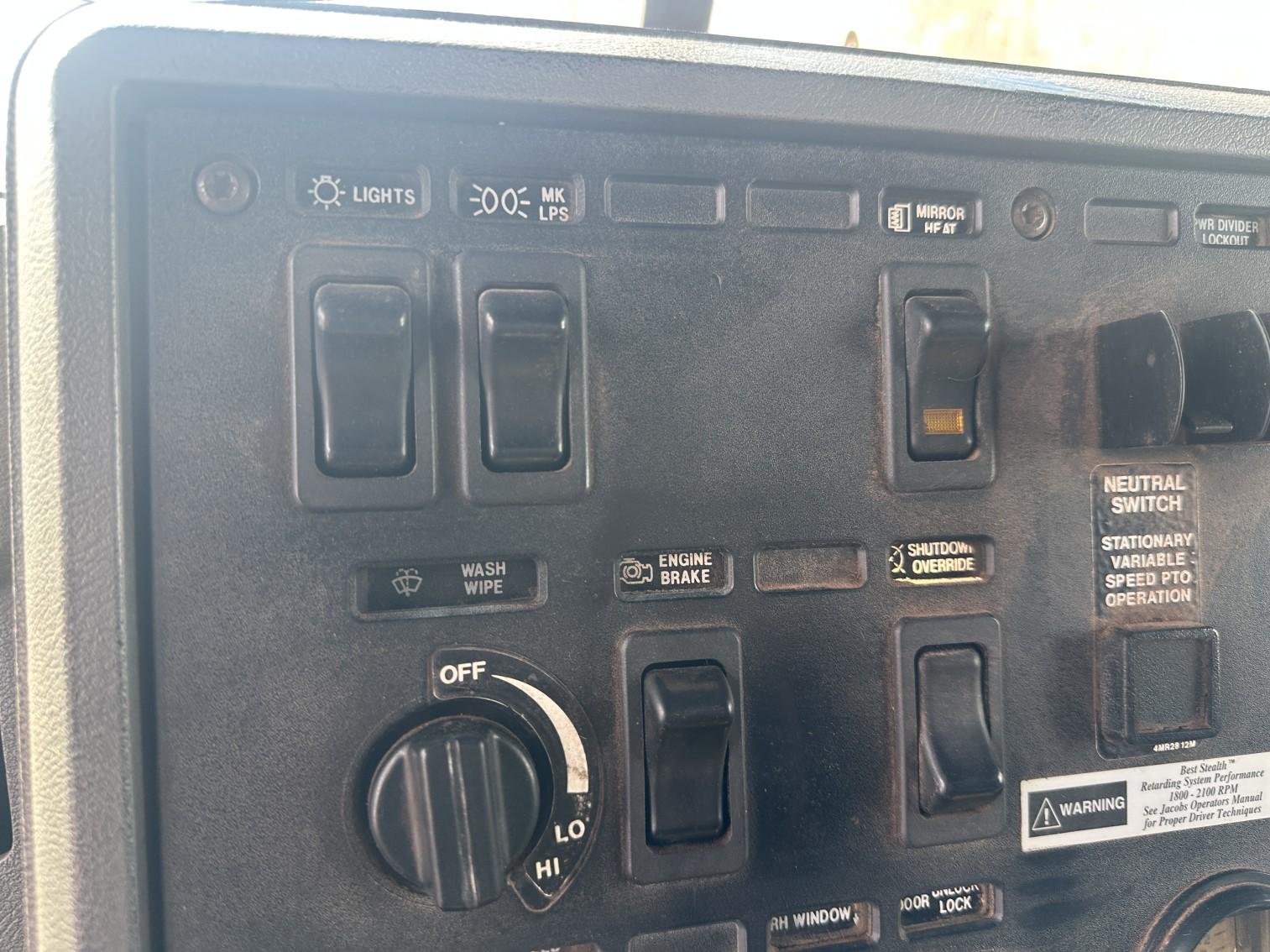 1998 Mack Cl713 Quad Axle Dump Truck